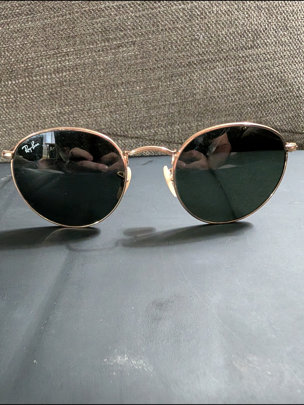 Ray-Ban Round Metal Sunglasses in Gold - Picture 4 of 7